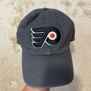 Flyers hat